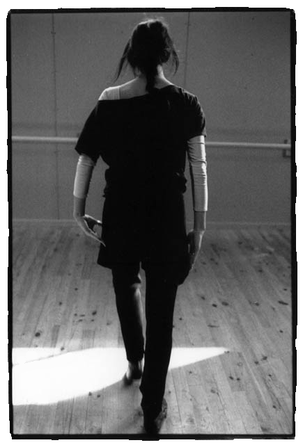 danseuseDos.gif (175211 octets)